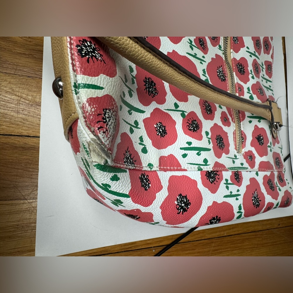 Tignanello Strawberry Poppy Medium Handbag Tote Bag Purse - Picture 5 of 16